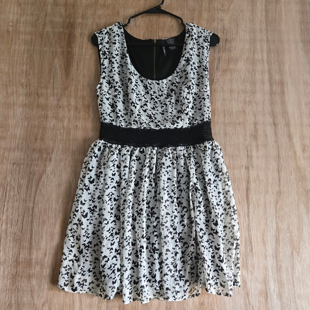 Whimsigoth Boho Butterfly Print Sleeveless Lace Waist Dress White Black Medium